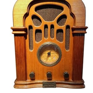 radio antiguo Thomas